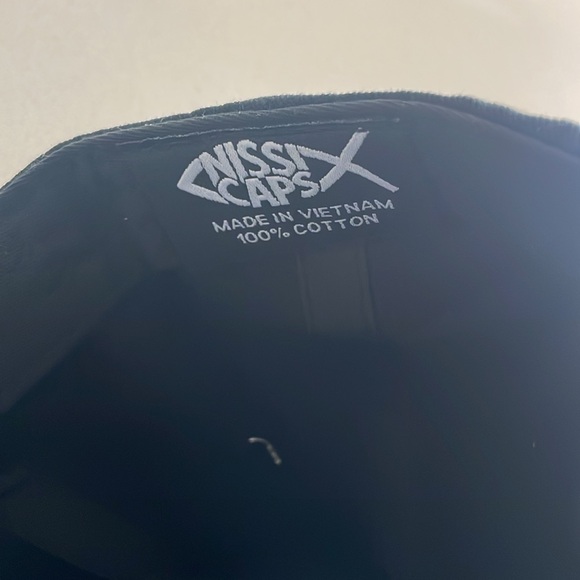 BNWT KNIX ACTIVE CAP O/S - Picture 5 of 7